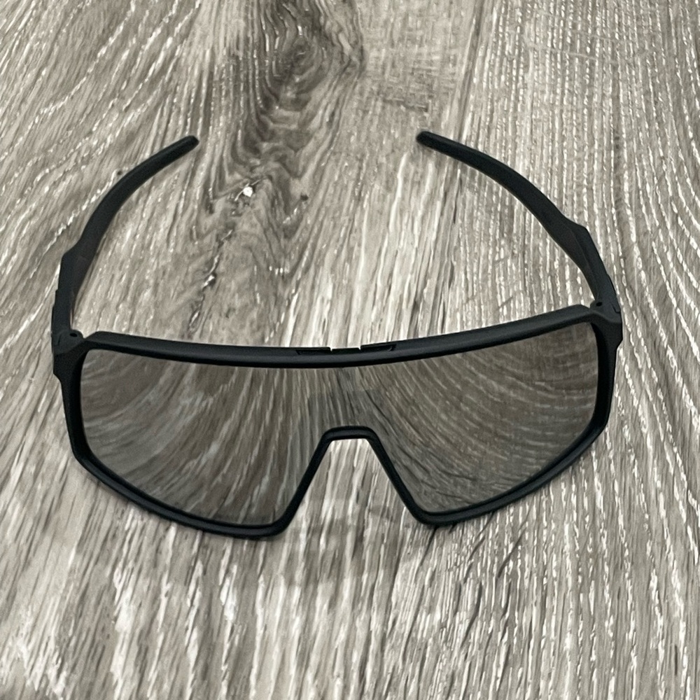 Oakley Matte Black Shield Sunglasses sutro - Picture 2 of 3